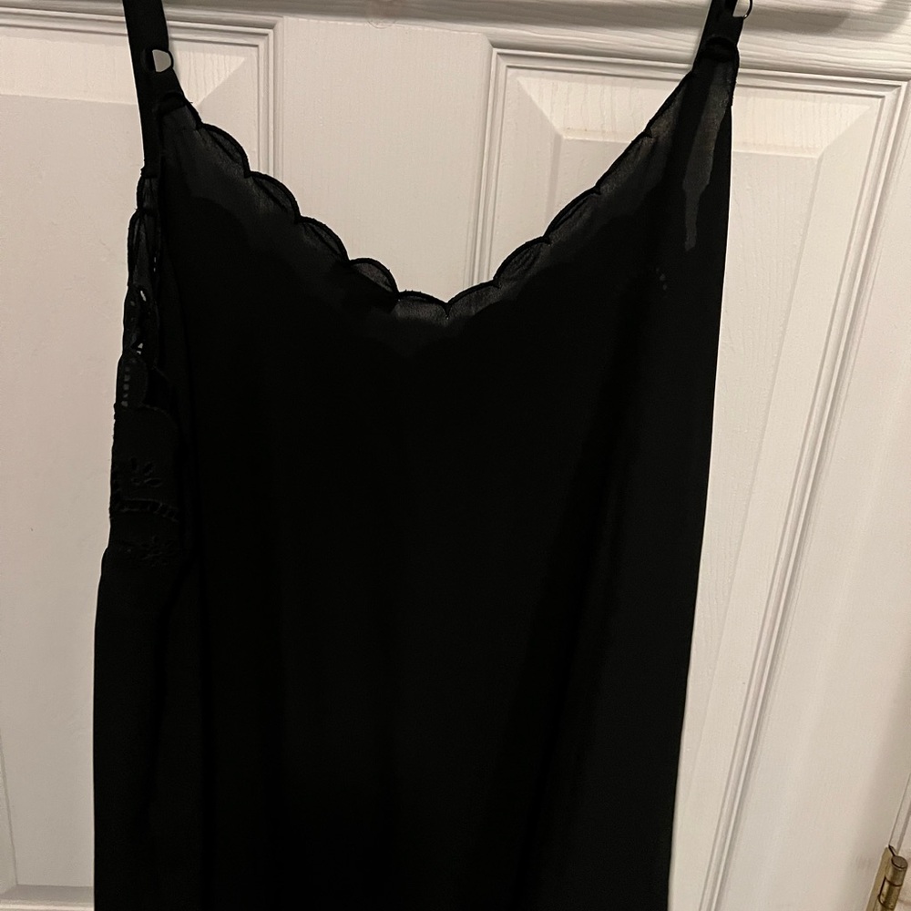 Torrid- Elegant Black Lace Trim Tank
